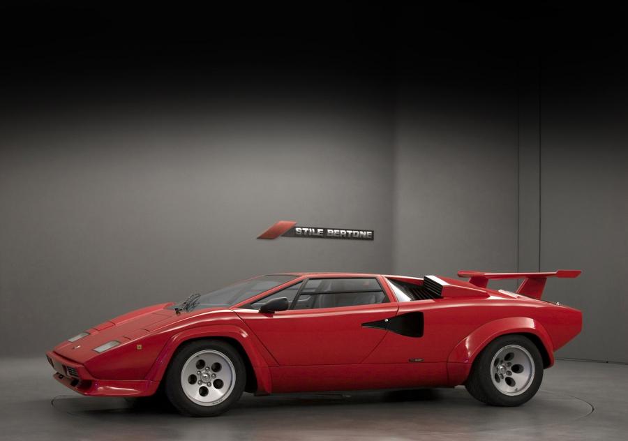  Lamborghini Countach LP5000 S Quattrovalvole 1985 года  (фото 32 из 45)